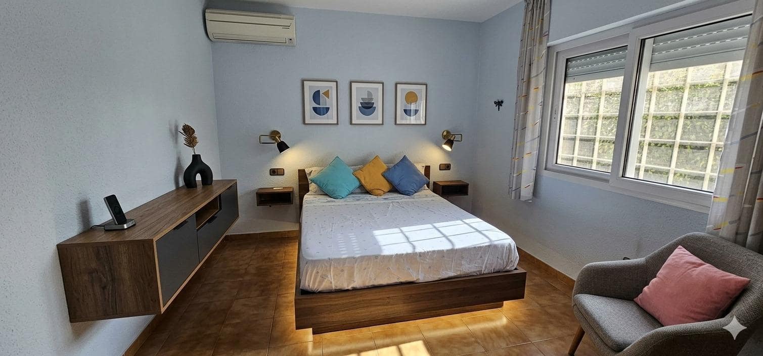 5 Zimmer Villa zu verkaufen in Campoamor mit Pool - 739.000 € (Ref: 9911008)