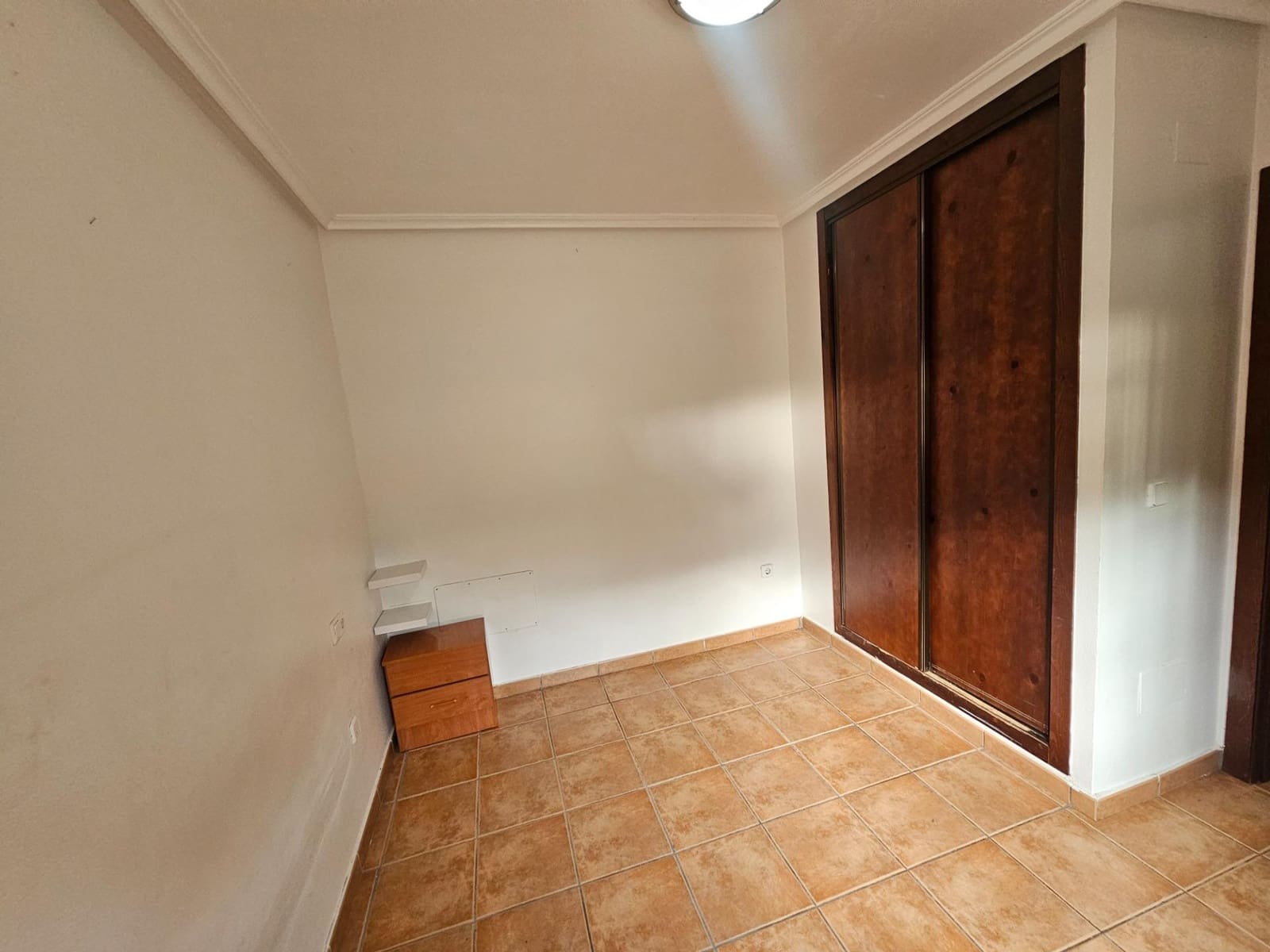 Bungalow de 2 habitaciones en Roda en venta con piscina - 178.000 € (Ref: 9915788)