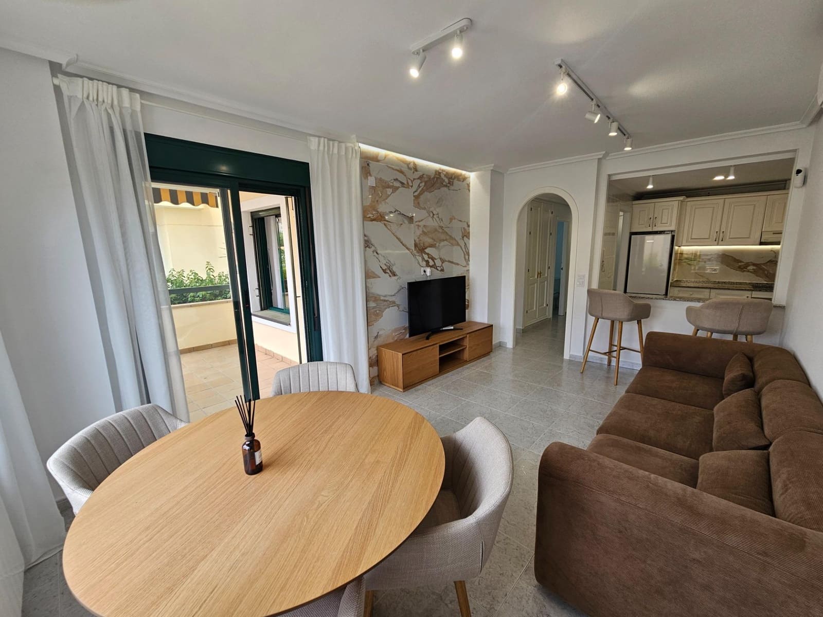 2 sypialnia Apartament na sprzedaż w Orihuela Costa z basenem - 220 000 € (Ref: 9916936)