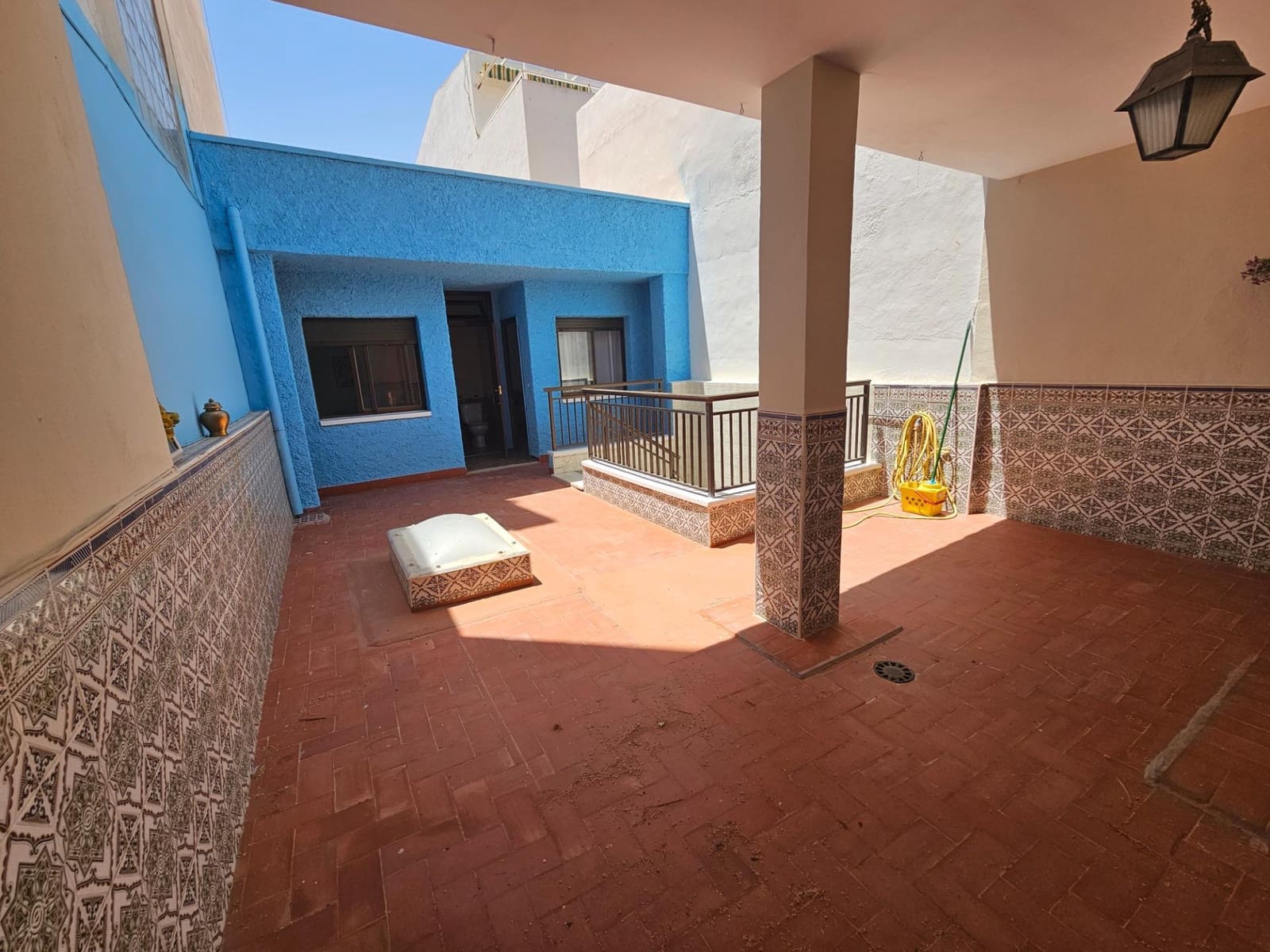 5 bedroom Villa for sale in Santiago de la Ribera with garage - € 395,000 (Ref: 9934176)
