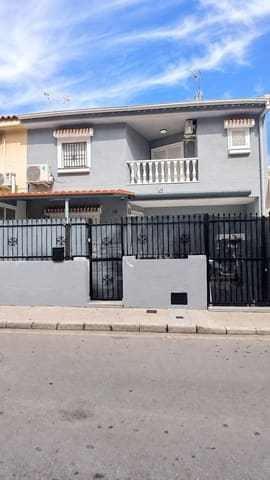 4 soveværelse Semi-Rækkehus til salg i Lo Pagan, San Pedro del Pinatar - € 260.000 (Ref: 9999747)