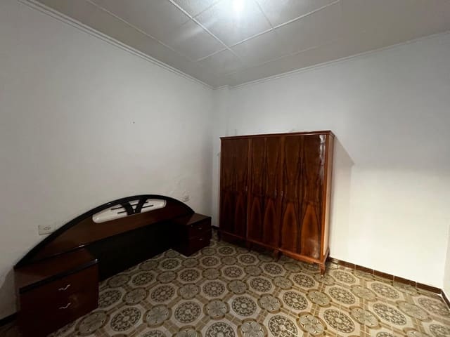 Casa de 4 habitaciones en Santiago El Mayor, Murcia ciudad en venta - 189.000 € (Ref: 9999748)