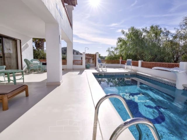 3 slaapkamer Villa te koop in Nuestra Señora de Jesus, Santa Eulalia / Santa Eularia met zwembad - € 2.450.000 (Ref: 10064035)