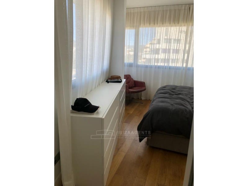 2 slaapkamer Appartement te koop in Ibiza dorp met garage - € 1.260.000 (Ref: 10115606)