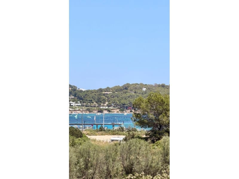 Apartamento de 2 habitaciones en Ibiza / Eivissa ciudad en venta con piscina garaje - 635.000 € (Ref: 10148477)