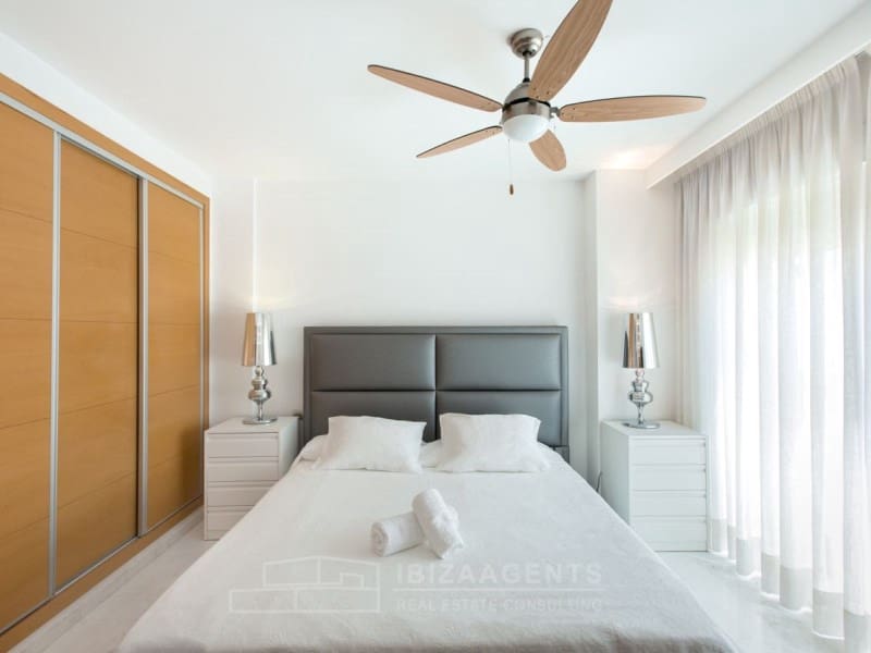 3 bedroom Semi-detached Villa for sale in Illa Plana with garage - € 1,150,000 (Ref: 5082123)