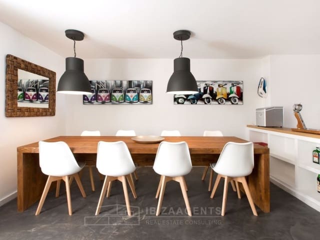 3 makuuhuone Paritalo myytävänä paikassa Illa Plana, Ibiza kaupunki mukana 
autotalli - 1 150 000 € (Ref: 5082123)