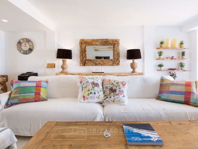 3 makuuhuone Paritalo myytävänä paikassa Illa Plana, Ibiza kaupunki mukana 
autotalli - 1 150 000 € (Ref: 5082123)