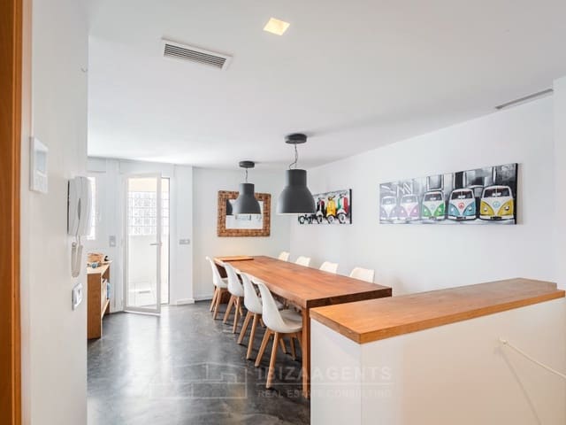 3 soveværelse Semi-Rækkehus til salg i Illa Plana, Ibiza by med garage - € 1.150.000 (Ref: 5082123)