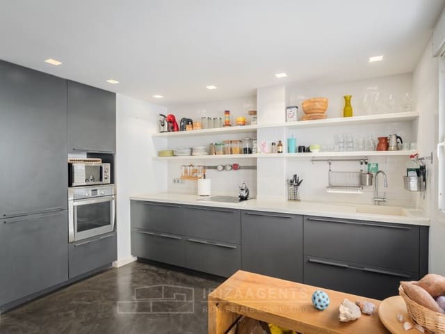 3 soveværelse Semi-Rækkehus til salg i Illa Plana, Ibiza by med garage - € 1.150.000 (Ref: 5082123)