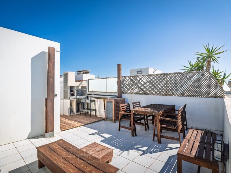 3 makuuhuone Paritalo myytävänä paikassa Illa Plana mukana 
autotalli - 1 150 000 € (Ref: 5082123)