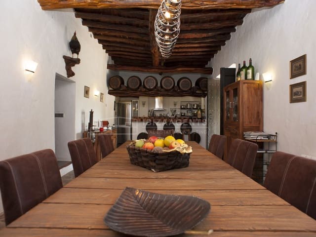 4 soverom Villa til salgs i Sant Joan de Labritja med svømmebasseng - € 2 190 000 (Ref: 6820010)