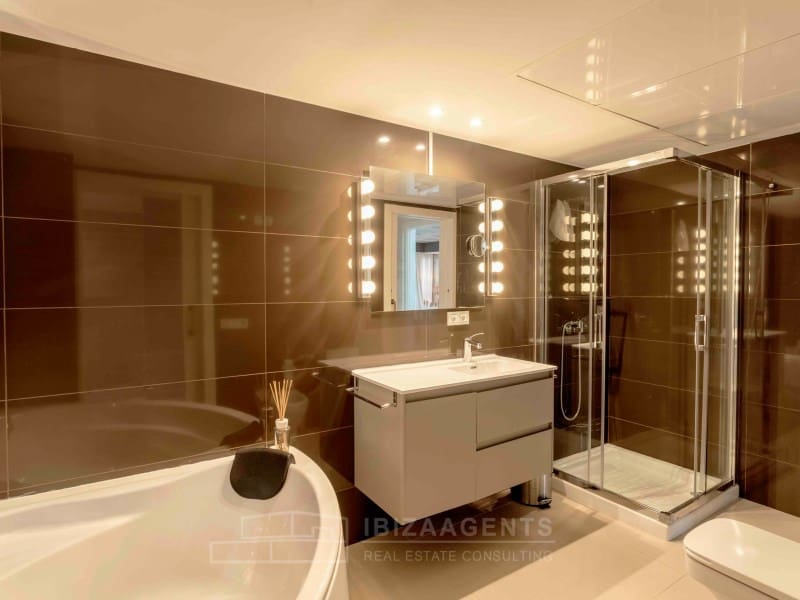 5 quarto Apartamento para venda em Ibiza / Eivissa cidade com piscina garagem - 1 995 000 € (Ref: 7203823)