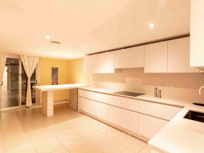 5 quarto Apartamento para venda em Ibiza / Eivissa cidade com piscina garagem - 1 995 000 € (Ref: 7203823)
