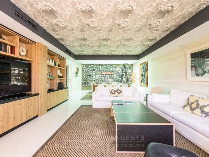 5 sypialnia Apartament na sprzedaż w Talamanca z basenem garażem - 1 995 000 € (Ref: 7203823)