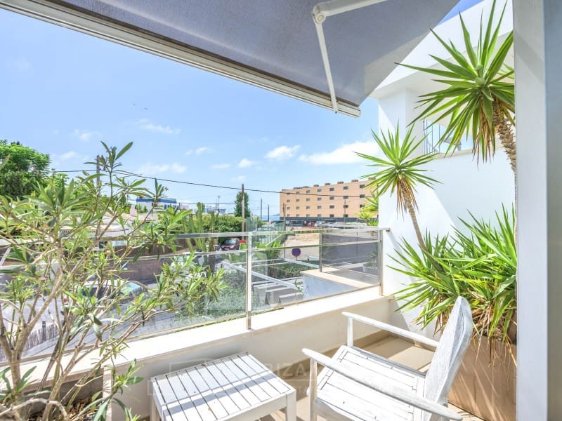 5 sypialnia Apartament na sprzedaż w Talamanca z basenem garażem - 1 995 000 € (Ref: 7203823)