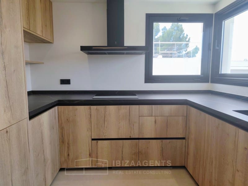 3 slaapkamer Villa te koop in Nuestra Senora de Jesus met zwembad - € 2.100.000 (Ref: 8244126)