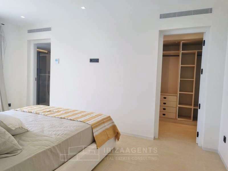 3 slaapkamer Villa te koop in Nuestra Senora de Jesus met zwembad - € 2.100.000 (Ref: 8244126)