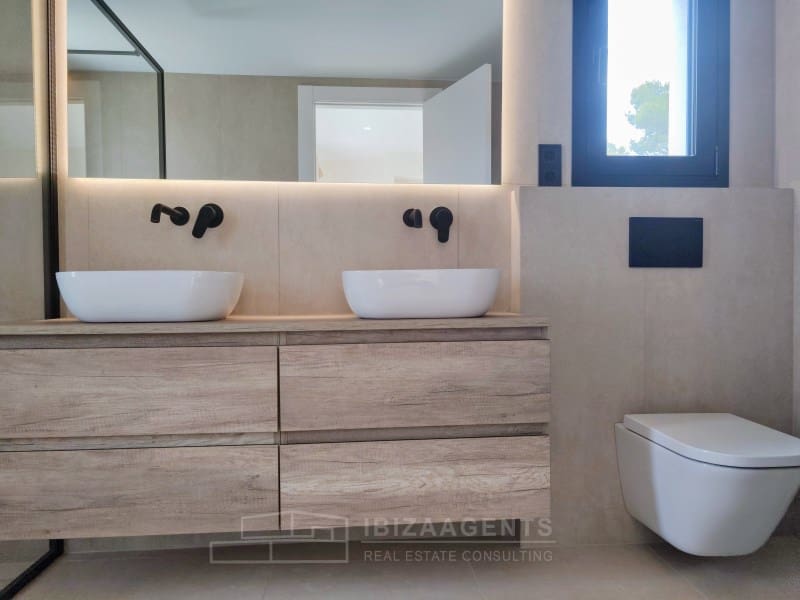 3 slaapkamer Villa te koop in Nuestra Senora de Jesus met zwembad - € 2.100.000 (Ref: 8244126)