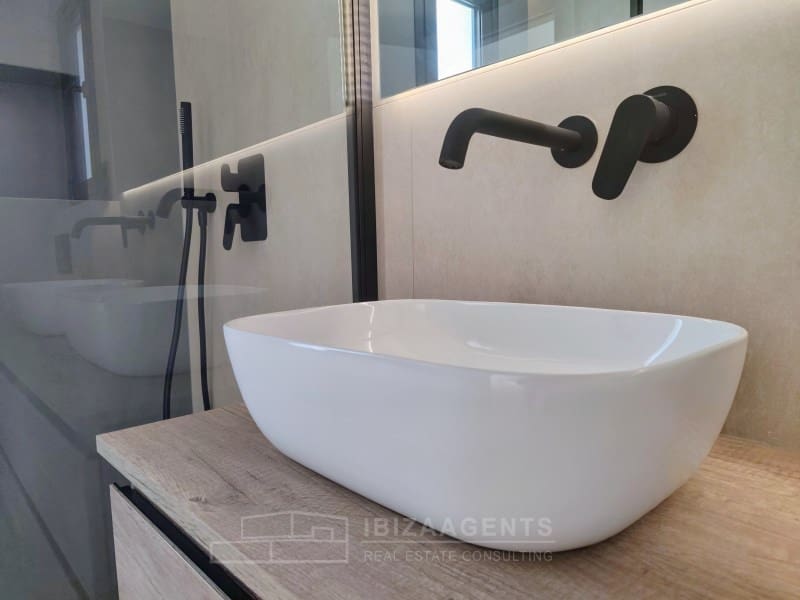 3 slaapkamer Villa te koop in Nuestra Senora de Jesus met zwembad - € 2.100.000 (Ref: 8244126)