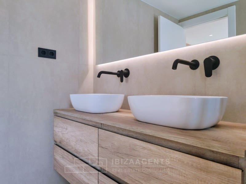 3 slaapkamer Villa te koop in Nuestra Senora de Jesus met zwembad - € 2.100.000 (Ref: 8244126)