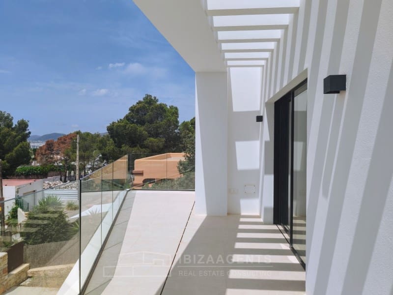 3 slaapkamer Villa te koop in Nuestra Senora de Jesus met zwembad - € 2.100.000 (Ref: 8244126)