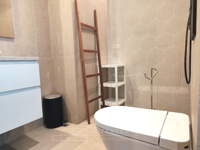 4 soverom Villa til salgs i Nuestra Senora de Jesus med svømmebasseng garasje - € 4 500 000 (Ref: 8244128)