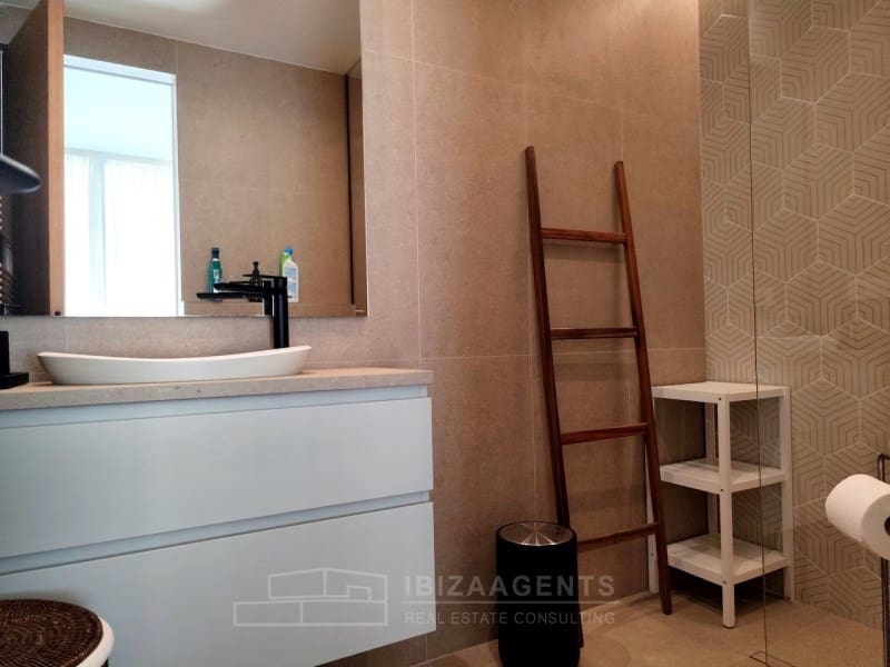 4 soverom Villa til salgs i Nuestra Senora de Jesus med svømmebasseng garasje - € 4 500 000 (Ref: 8244128)
