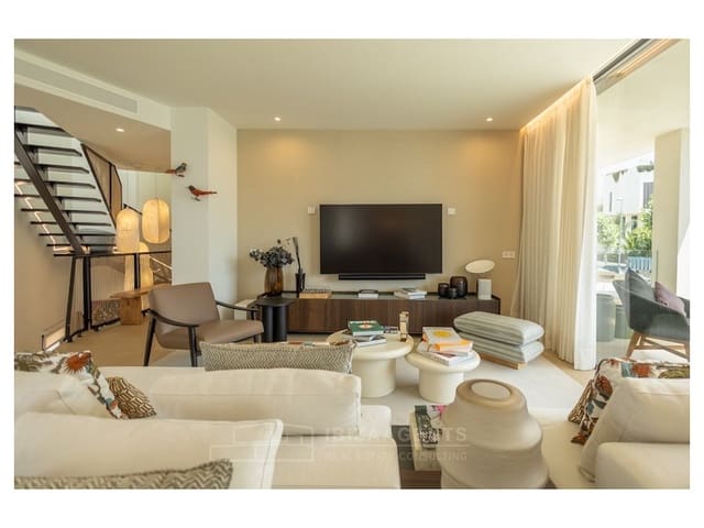4 Zimmer Villa zu verkaufen in Nuestra Señora de Jesus, Santa Eulalia / Santa Eularia mit Pool Garage - 4.500.000 € (Ref: 8244128)