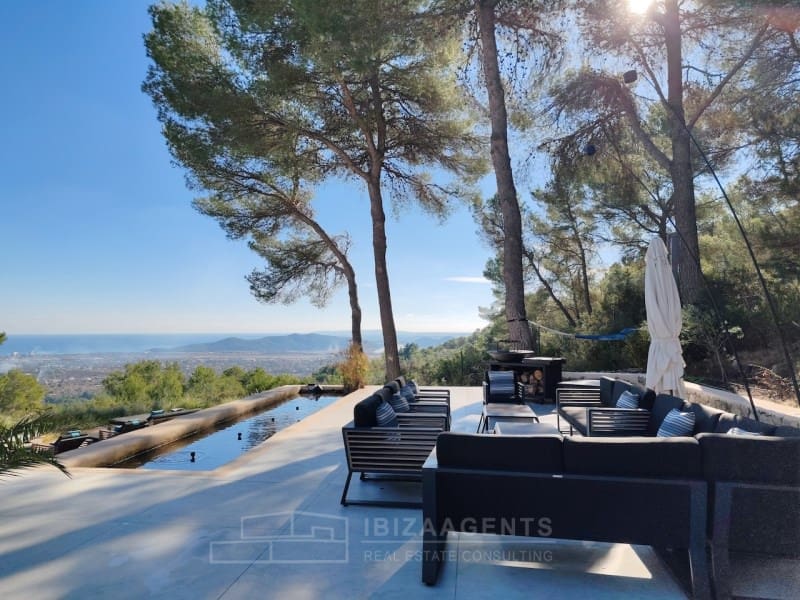 6 slaapkamer Villa te koop in Sant Jordi de Ses Salines met zwembad - € 8.950.000 (Ref: 8324596)