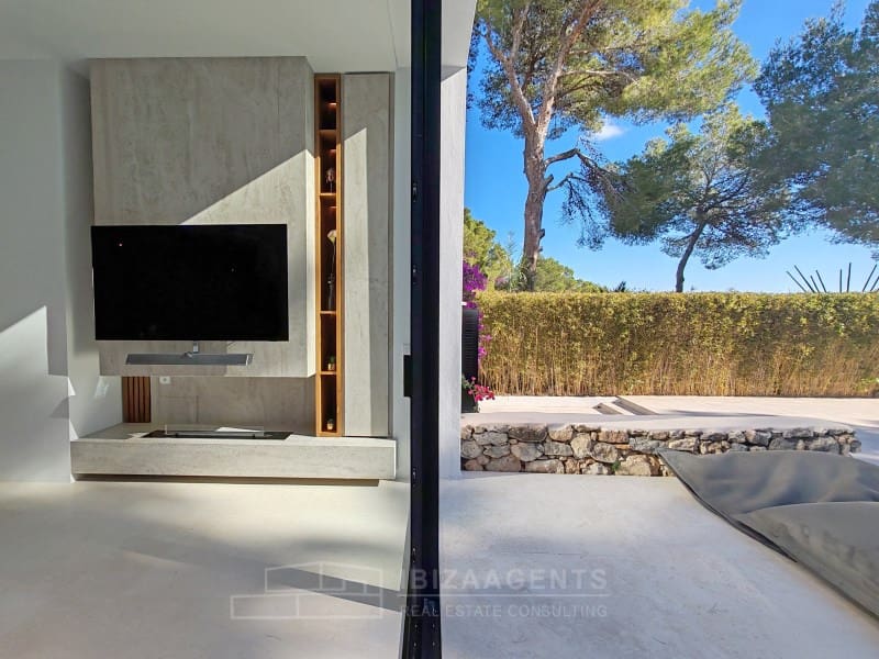 6 slaapkamer Villa te koop in Sant Jordi de Ses Salines met zwembad - € 8.950.000 (Ref: 8324596)