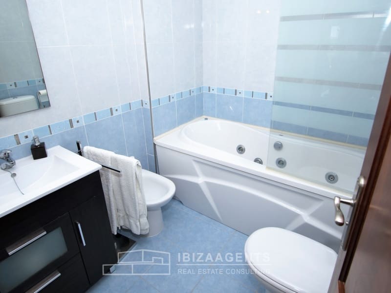 6 soveværelse Villa til salg i Nuestra Senora de Jesus med swimmingpool - € 6.000.000 (Ref: 8374036)