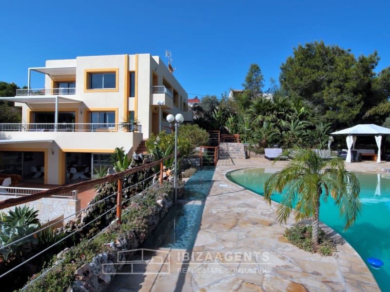 6 soveværelse Villa til salg i Nuestra Senora de Jesus med swimmingpool - € 6.000.000 (Ref: 8374036)