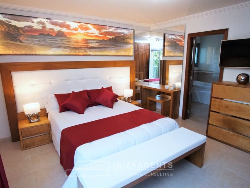 6 soveværelse Villa til salg i Nuestra Senora de Jesus med swimmingpool - € 6.000.000 (Ref: 8374036)