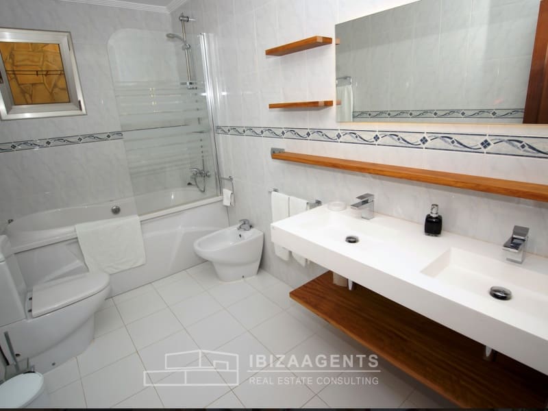 6 soveværelse Villa til salg i Nuestra Senora de Jesus med swimmingpool - € 6.000.000 (Ref: 8374036)