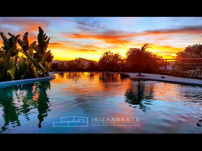 6 soveværelse Villa til salg i Nuestra Senora de Jesus med swimmingpool - € 6.000.000 (Ref: 8374036)