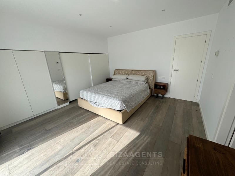 3 makuuhuone Huoneisto myytävänä paikassa Santa Eulalia / Santa Eularia mukana uima-altaan - 1 400 000 € (Ref: 8490931)