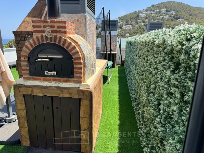 3 makuuhuone Huoneisto myytävänä paikassa Santa Eulalia / Santa Eularia mukana uima-altaan - 1 400 000 € (Ref: 8490931)