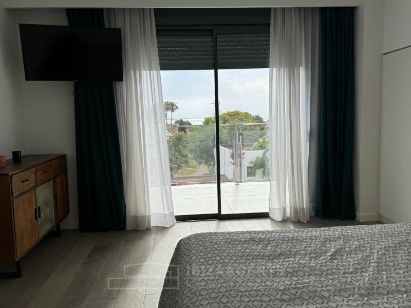 3 makuuhuone Huoneisto myytävänä paikassa Santa Eulalia / Santa Eularia mukana uima-altaan - 1 400 000 € (Ref: 8490931)