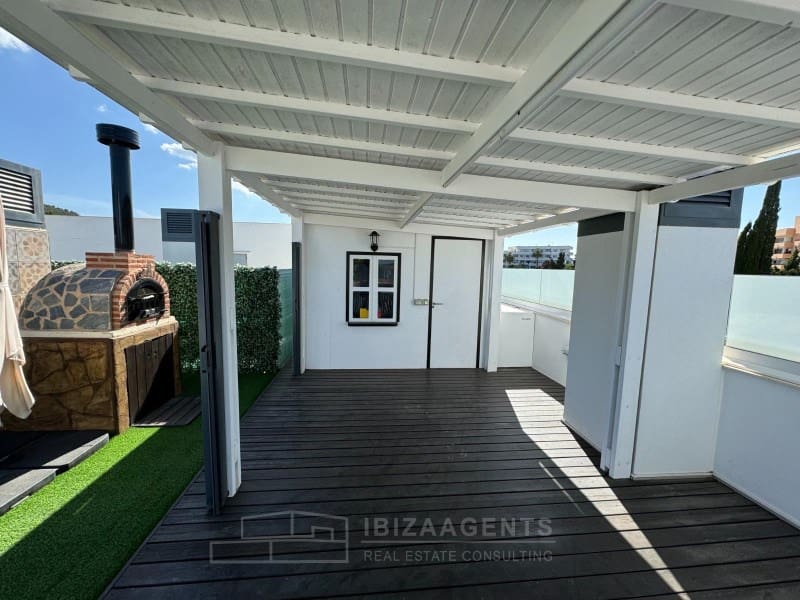 3 makuuhuone Huoneisto myytävänä paikassa Santa Eulalia / Santa Eularia mukana uima-altaan - 1 400 000 € (Ref: 8490931)