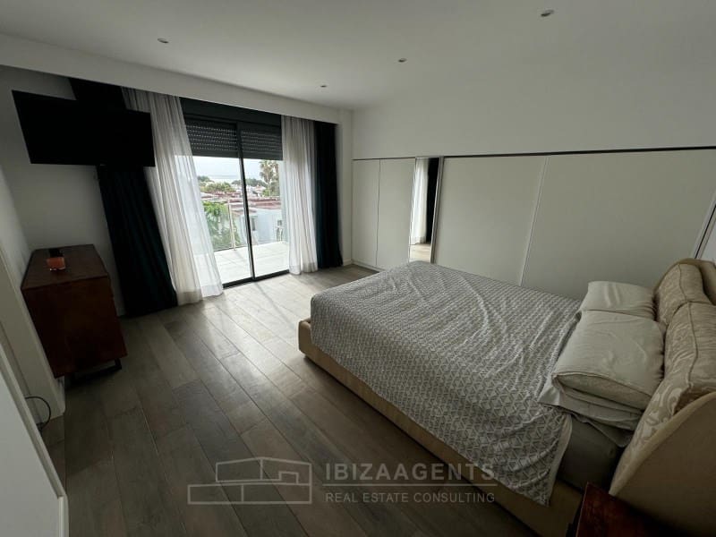 3 makuuhuone Huoneisto myytävänä paikassa Santa Eulalia / Santa Eularia mukana uima-altaan - 1 400 000 € (Ref: 8490931)