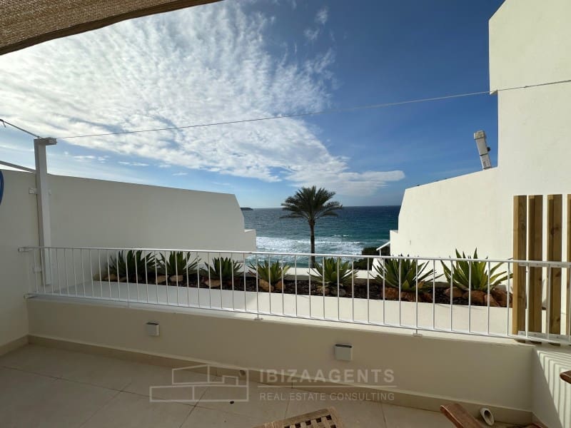 2 soverom Leilighet til salgs i Cala Tarida - € 625 000 (Ref: 8679987)