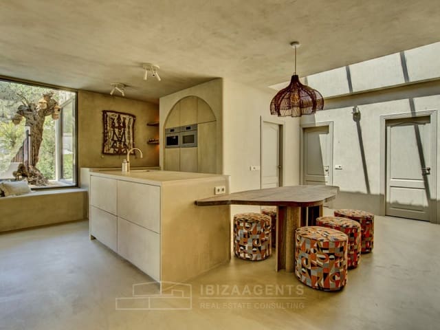 7 soverom Villa til salgs i Can Furnet, Santa Eulalia / Santa Eularia med svømmebasseng - € 4 500 000 (Ref: 9049172)