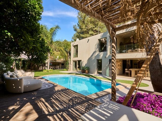 7 soverom Villa til salgs i Can Furnet, Santa Eulalia / Santa Eularia med svømmebasseng - € 4 500 000 (Ref: 9049172)