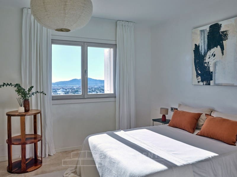 7 chambre Villa/Maison à vendre à Sant Jordi de Ses Salines avec piscine - 4 150 000 € (Ref: 9173487)