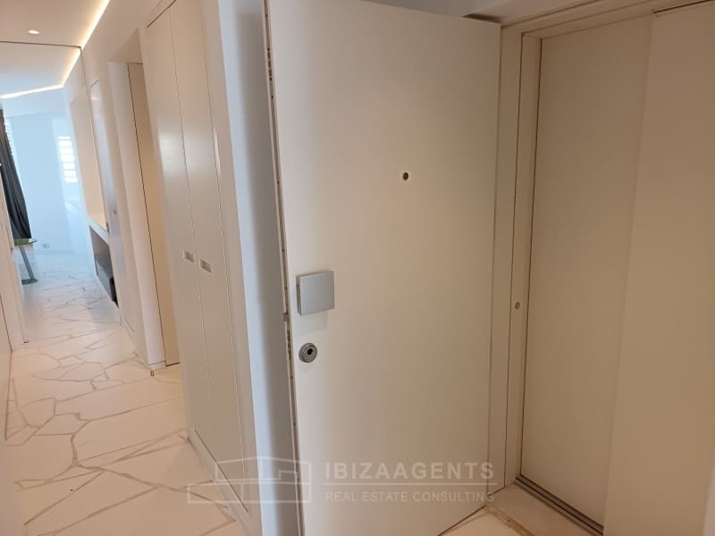 2 bedroom Apartment for sale in Ibiza / Eivissa town - € 1,200,000 (Ref: 9282440)