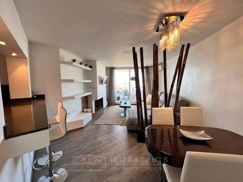 2 soverom Leilighet til leie i Ibiza by - € 2 850 (Ref: 9338662)