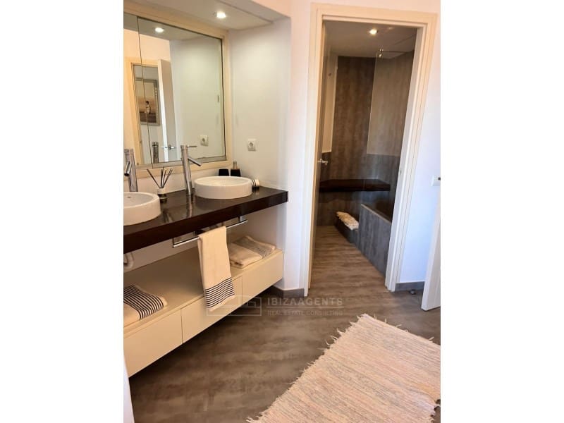 2 soverom Leilighet til leie i Ibiza by - € 2 850 (Ref: 9338662)