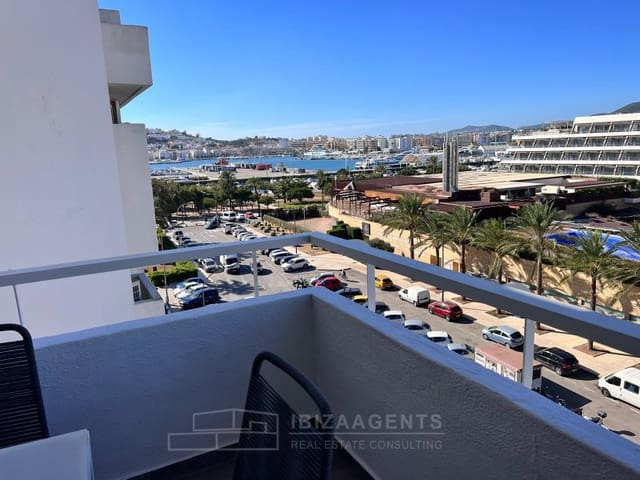 2 slaapkamer Appartement te huur in Ibiza dorp - € 2.850 (Ref: 9338662)