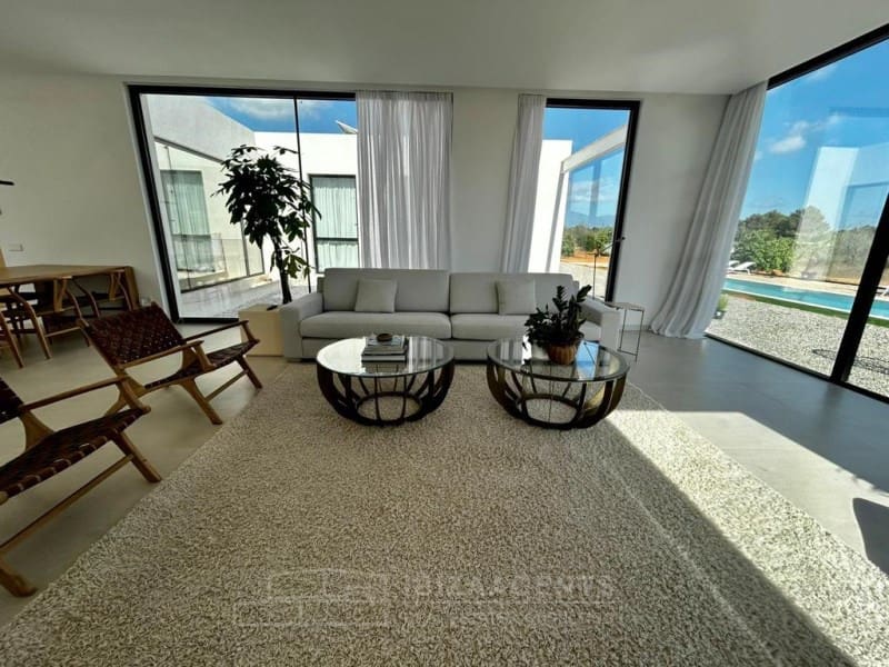 6 slaapkamer Villa te huur in Sant Joan de Labritja met zwembad - € 12.000 (Ref: 9375356)